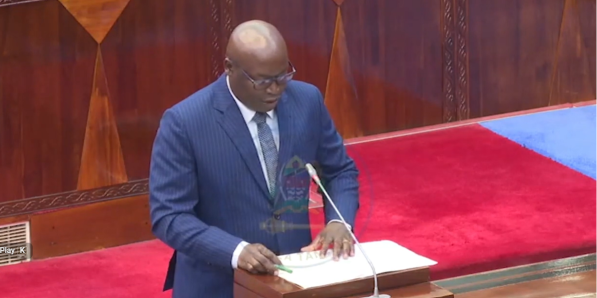 THE GOVERNMENT WELCOMES INVESTORS TO ESTABLISH A COFFEE CURING PLANT."