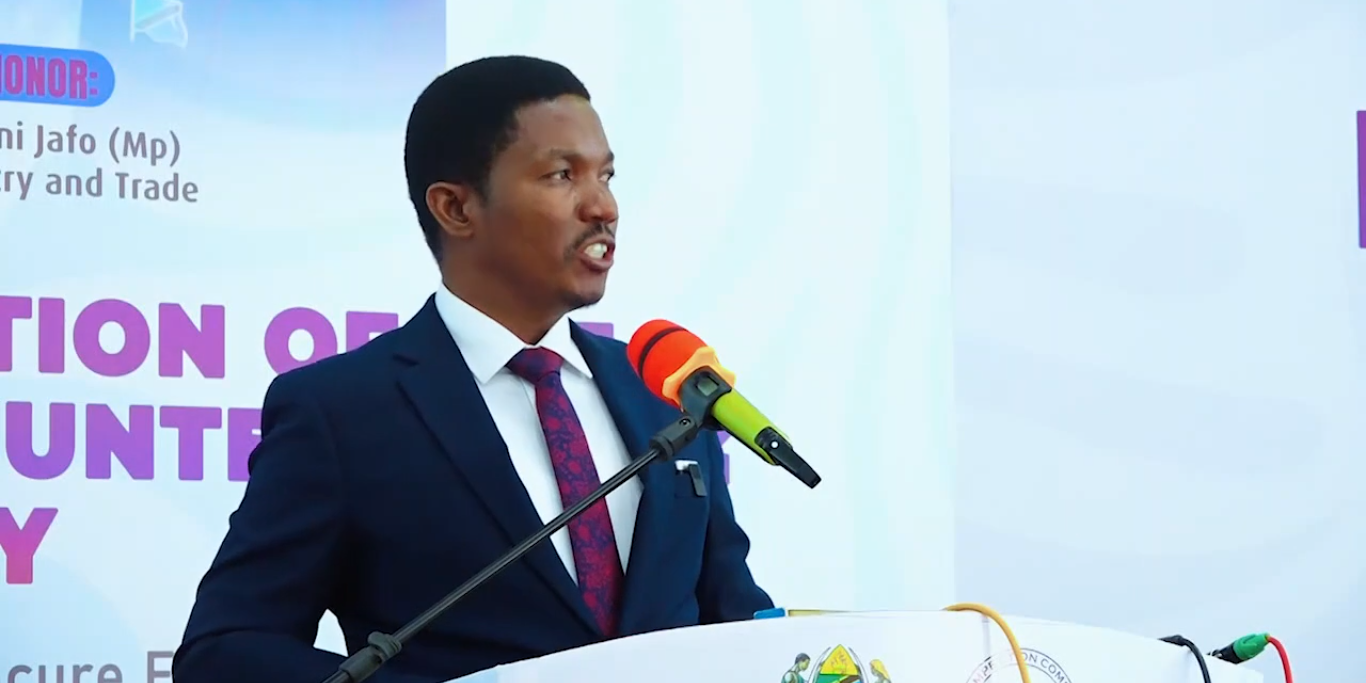 MINISTER JAFO WARNS THOSE WHO IMPORT 'FAKE' GOODS TO THE MARKET, THE GOVERNMENT WILL CONTINUE TO FIGHT